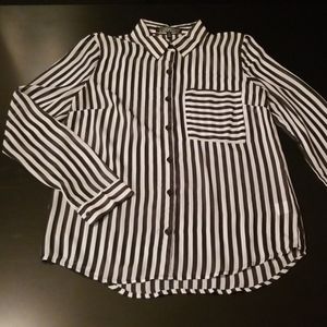 ☯️ Almost Famous blk/wht striped long sleeved top